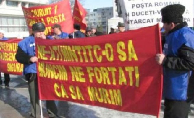 Poştaşii, din nou în stradă